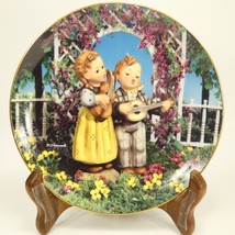 M. J. Hummel &quot;Little Musicians&quot; Little Companions Porcelain 8&quot; Plate  FHJ32 - £7.99 GBP