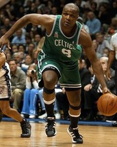 Antoine Walker 8X10 Photo Boston Celtics Basketball Picture Nba - £3.94 GBP