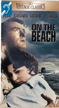 On The Beach VHS Gregory Peck Ava Gardner Fred Astaire Anthony Perkins B&amp;W - £1.56 GBP