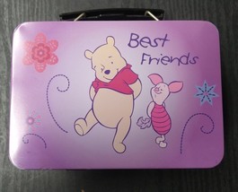 Winnie the Pooh and Piglet &quot;Best Friends&quot; Mini Metal Lunch Box Disney - $221.84 MXN