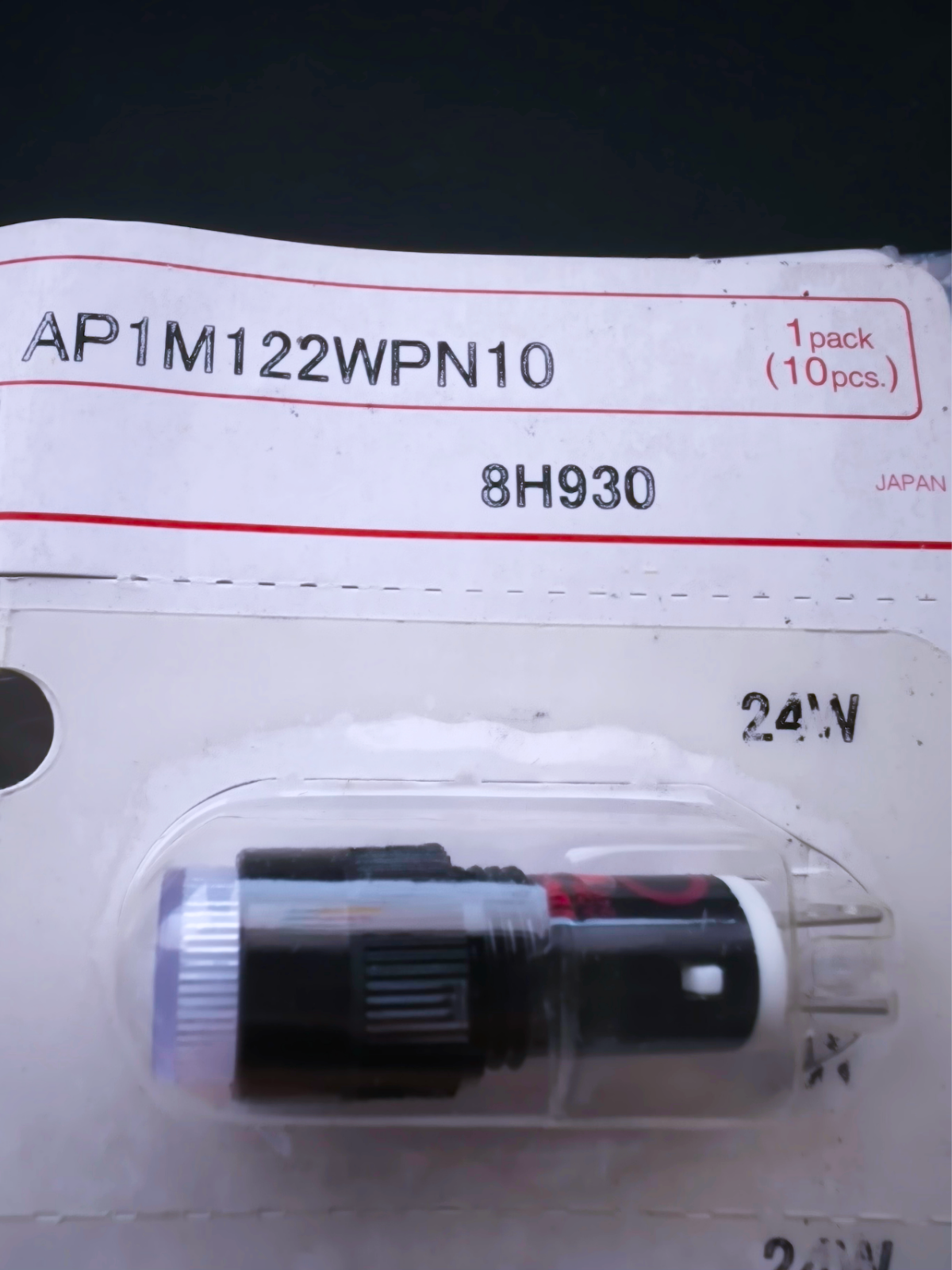 1Pcs - AP1M122W IDEC Flat Miniature Pilot Light LED White 24V AC/DC ±10% - $7.20