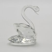 Vintage Crystal Swan Figurine 2.25 Inches Elegant Glass Statue Shelf Art - €16,64 EUR Vintage Crystal Swan Figurine 2.25 Inches Elegant Glass Statue Shelf Art - €16,64 EUR