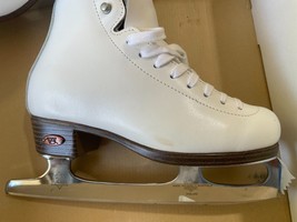 Riedell Youth Size 1.5 White Ice Skate Boots Sheffield Steel Blade - $49.00