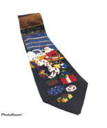 Santa Claus Working On Computer Elves Christmas Holiday Snow Wreaths Sil... - $19.90 CAD