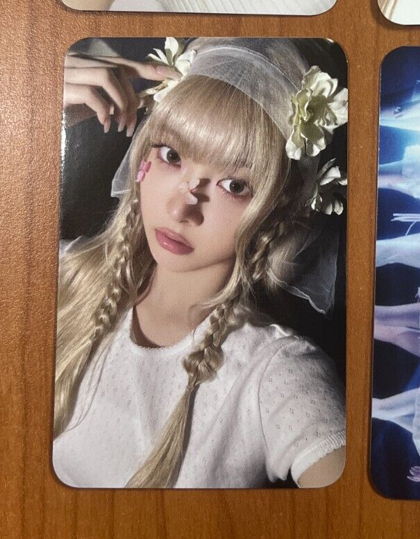 Carte photo officielle EUNCHAE LE SSERAFIM [HOT]_Kpop Authentic POB - $14.92