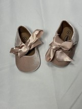 NWOT-Myggpp Baby Girl Light Pink Velvet Soft Sole Satin Lace Bow Crib Shoes-Sz 1 - £11.21 GBP