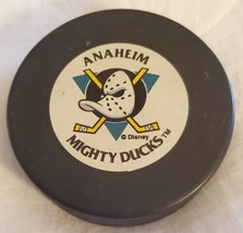 Anaheim Mighty Ducks Vintage Original Logo Hockey Puck NHL - £5.46 GBP