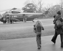 President Jimmy Carter&#39;s family leaves for Camp David Marine One Photo P... - £6.92 GBP+