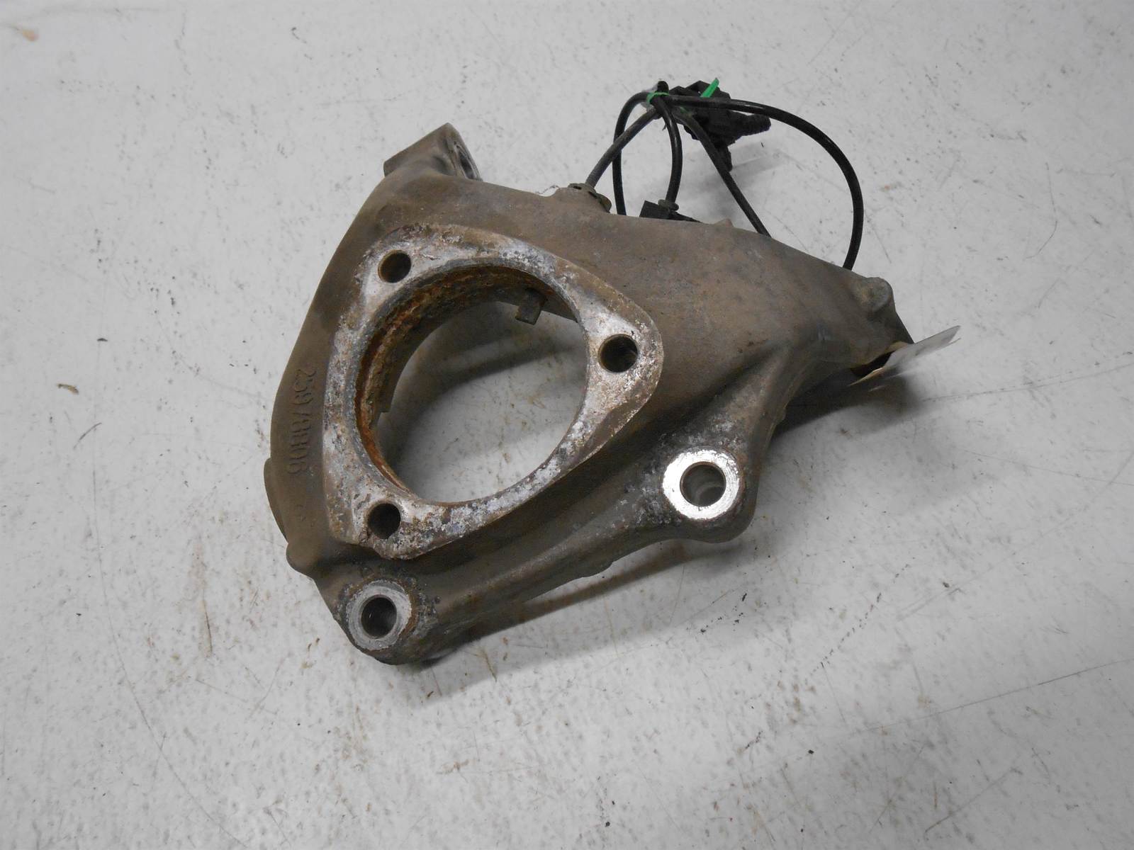 2010-2017 Chevrolet Equinox GMC Terrain Front Right Passenger Spindle Kn... - $44.99