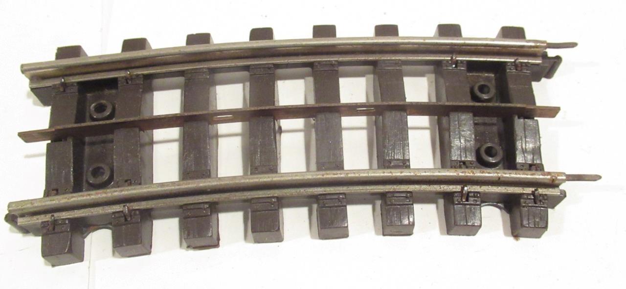 LIONEL POST-WAR SUPER O TRACK 1/2 CURVE SECTION W/PINS EXC. - B13R - $2.53
