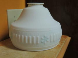 Antique Frosted Puffy 6.5 / 2.25 Shade Glass Kerosene Oil Victorian Parlor Lamp - £26.96 GBP