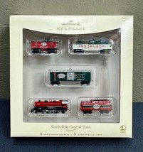 Hallmark Keepsake Lionel North Pole Central Train 5 Miniature Ornaments - £9.61 GBP