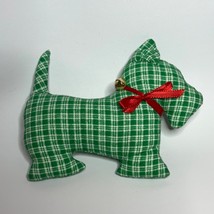 Green Plaid Fabric Stuffed Scottie Dog Holiday Christmas Decor - $184.52 MXN
