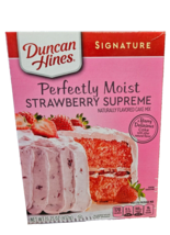 Berry Bliss: Duncan Hines Signature Perfectly Moist Strawberry Supreme Cake Mix - £8.55 GBP