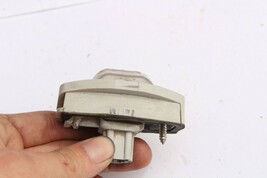 2001-2002 ACURA MDX REAR LICENSE PLATE LIGHT  R2276 image 4