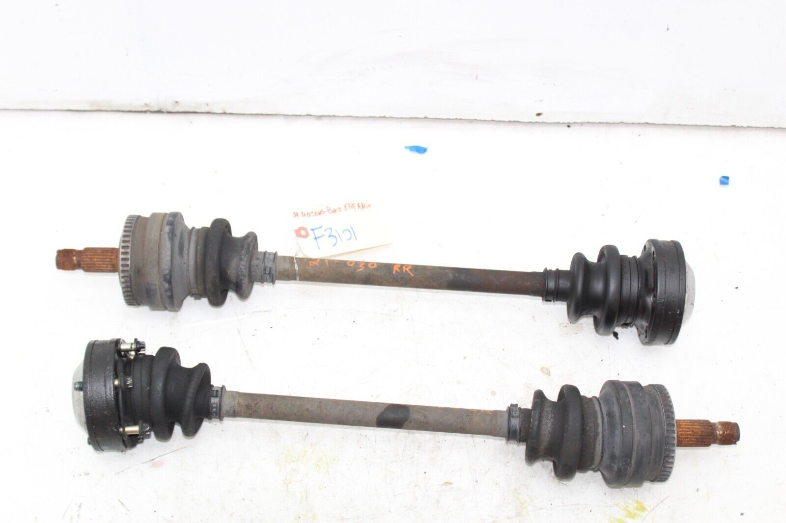 98-02 MERCEDES-BENZ E55 AMG Rear Right & Left Axle Shafts F3101 - £359.12 GBP