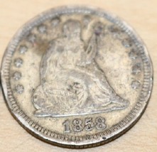 1877 25c Seated Liberty Silver Quarter.   20220147b - $29.59