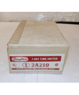 DAYTON 2A210 7-DAY TIME SWITCH NEW IN BOX - $878.42 MXN