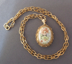 Vintage Luzier Solid Perfume Pendant Locket Necklace Victorian Style Floral - £27.51 GBP