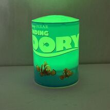 Kellogg&#39;s Disney Pixar Finding Dory Color Changing Projection Night Ligh... - $146.04 MXN