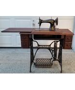 VC) Antique 1920 Model 115 Treadle Pedal Singer Sewing Machine Cast Iron Table - $494.99