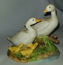 Vintage Bisque Porcelain HOMCO 1459 Goose Family Figurine - £15.91 GBP