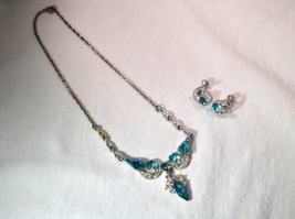 Vintage Signed Bogoff Blue Rhinestone Necklace &amp; Earrings Set K1115 - £85.91 GBP