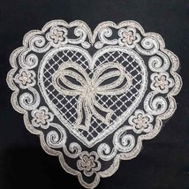 Application Doilies Embroidered Tulle Lace CM 15 SWEET TRIMS 14785 - £8.52 GBP