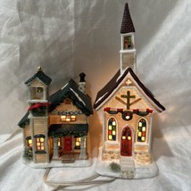 Christmas Valley Village School House 1994 &amp; 1993 Church House Lights Up... - $523.20 MXN