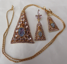 D&amp;E Juliana Triangle Brooch Matching Earrings Purple Rhinestones Givre Geode Cab - £160.32 GBP