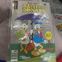 Walt Disney Daisy And Donald #41 Whitman Original 1979 Comic Book Vintage - £1.58 GBP