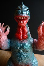 2014 Bullmark 60TH Anniversary Pink Godzilla Limited!!!! Rare m1 m1go Marmit - £303.05 GBP