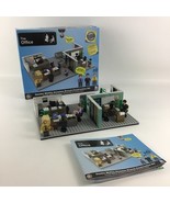 NBC The Office Dunder Mifflin Scranton Branch Construction Set Minifigur... - $42.96 CAD
