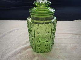 L E Smith Apothecary Jar Atterbury Scroll Green Glass 9&quot; Canister - £11.86 GBP