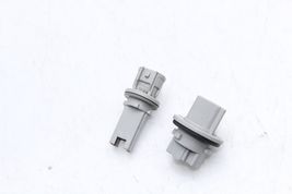 06-09 TOYOTA PRIUS XENON HEADLIGHT BULB SOCKETS SET OF 2 E4201 image 11