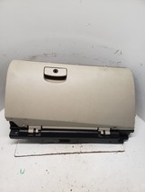 LEGACY    2014 Glove Box 1394018 - $924.75 MXN