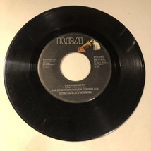 Jim Ed Brown &amp; Helen Cornelius 45 Vinyl Record You Don’t Bring Me Flowers - £5.53 GBP