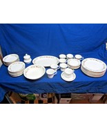 CHRISTMAS HOLIDAY SERVICE 42 PIECES FINE CHINA PEARL NOEL - LILING - £78.45 GBP