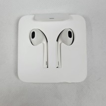 NEW Original APPLE EarPods Lightning Wired Earphones iPhone - $13.96