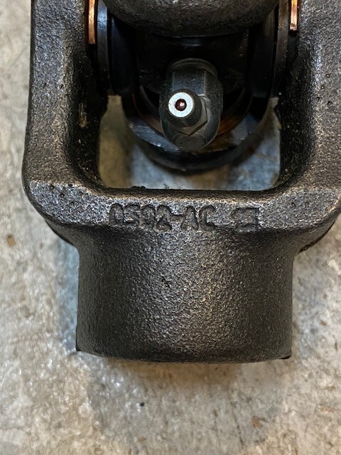 Steering Shaft Joint Yoke Assembly 0302-AC | 11E5 | 8" Long 25mm Bore Item image 7