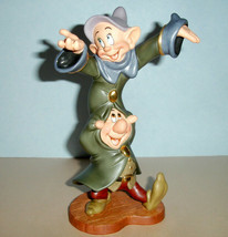 WDCC Disney Classics snow White Dopey &amp; Sneezy Dancing Partners Figurine - £79.05 GBP