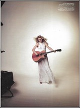 Taylor Swift age 19 w/ Custom Taylor Koa acoustic guitar 2009 color pin-... - £3.31 GBP