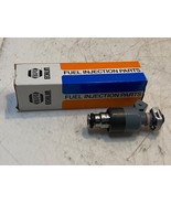 NAPA Echlin Fuel Injector 2-18052 | 3&quot; Long | 8027 5235274 - $1,017.84 MXN