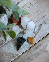 Bird&#39;s Eye Rhyolite Pendulum with Agate by Designs by Imogen ~ Protectio... - $806.21 MXN