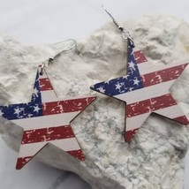 Wood Patriotic Americana Red White Blue Stars Dangle Earrings - £10.87 GBP