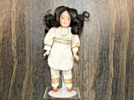 Vintage Danbury Mint Dolls of The World Israel&#39;s Sarah Porcelain 9&quot; Collectible - £11.67 GBP
