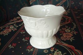 Pedestal Bowl -Nib - Belleek Collectors Society Giftware by Belleek Pott... - $29.39