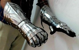 Functional Gauntlets Pair Medieval Steel Gloves Armor  - £62.27 GBP