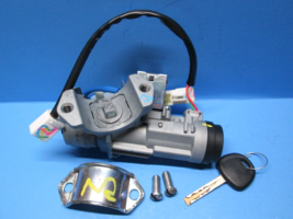 11-13 Kia Sorento Ignition Lock Cylinder Switch 1 key Auto Trans 81905-1... - £97.14 GBP