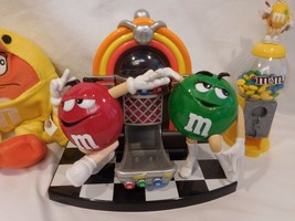 M&amp;M&#39;s Red and Green Jukebox Candy Dispenser plus M&amp;M&#39;s plush duck outfit Plus - £11.87 GBP